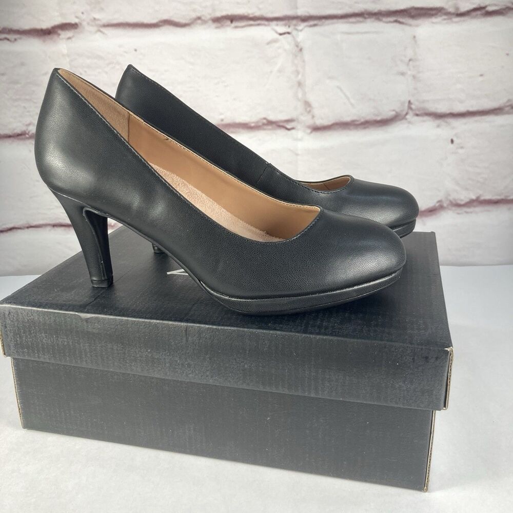 Naturalizer Black Leather Pumps Womens 7W Comfort Heels Career Shoes Classic